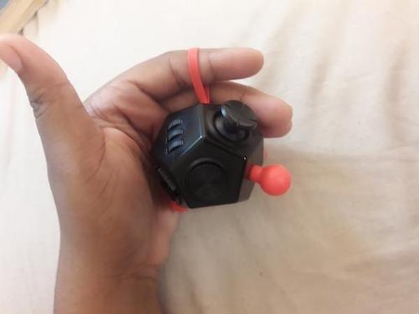 12-Side Fidget Cube for Stress, Anxiety, and Depression Relief photo review