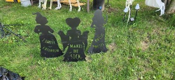 3 Pcs Large Size Hocus Pocus Halloween Decorations, Halloween Witches Yard Signs with Stakes photo review