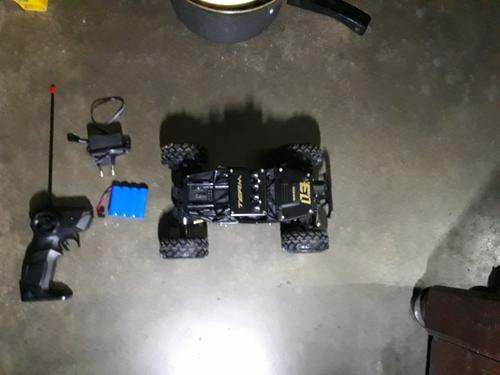 Alloy Climbing Mountain Bigfoot 4WD Remote Control Car Toy Model photo review