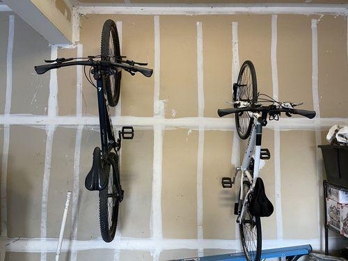 Bicycle Rack Wall Metal Hook Bicycle Mountain Bike Wall Bracket Wall Rack photo review