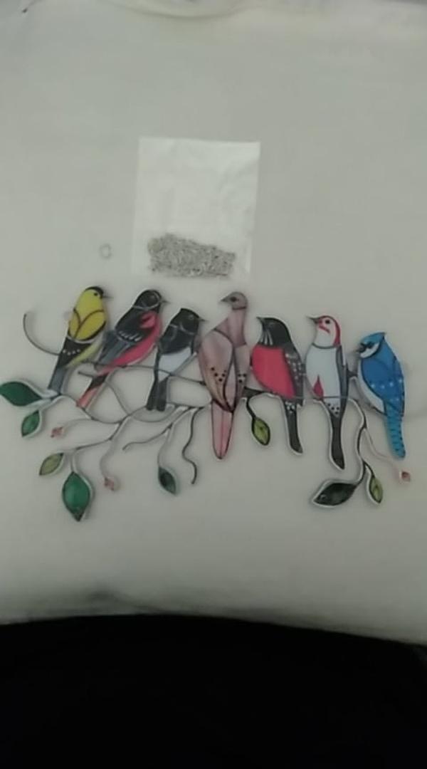 Birds Stained Glass Window Hangings, Independent Station Small Bird Painted Window Decoration photo review