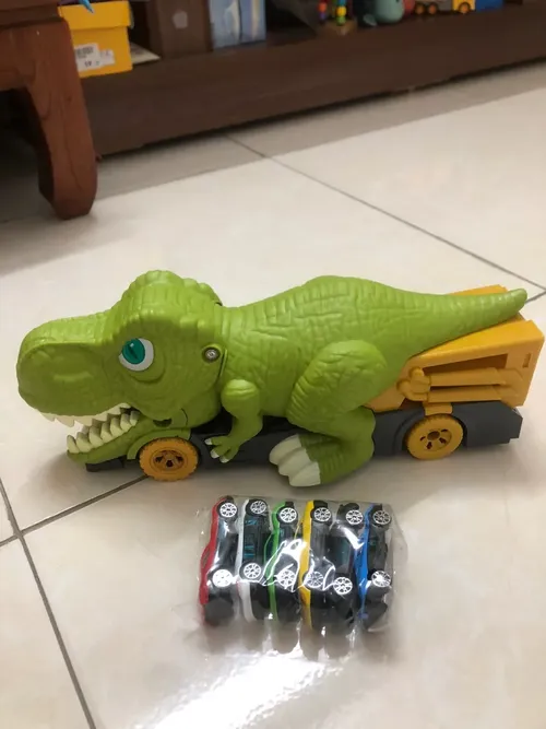 Children's Large Dinosaur Toy Swallowing Inertia Pull Back Car photo review