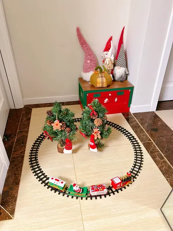 Christmas Train Sets for Under The Tree, Christmas Railway Train Set with Railway Track, Lights and Sounds Electric Train Set photo review