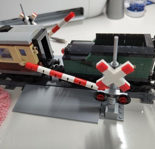 City Series Train Rail Aisle Track Lift Rod Assembled Building Block Toys photo review