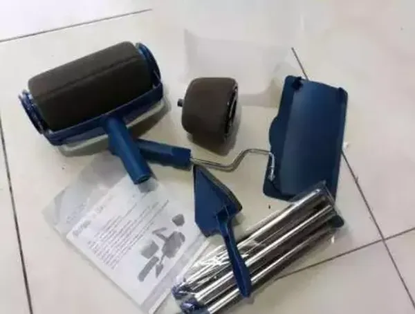 Convenient High End Smart Paint Roller Set photo review