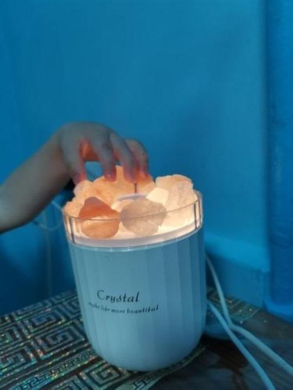 Crystal Aromatherapy Humidifier with Colorful Salt Stone Lamp photo review