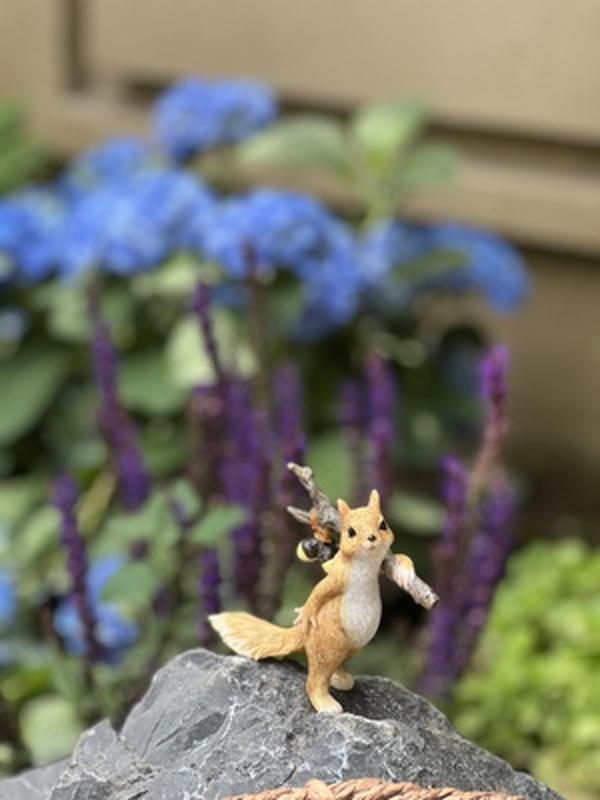 Cute Squirrel Ornaments Home Creative Resin Decorations photo review