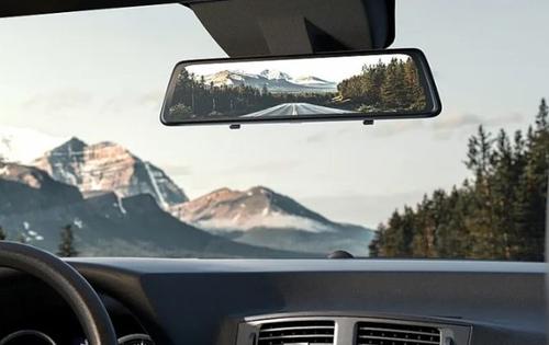 Dash cam on the mirror - Smart driving support