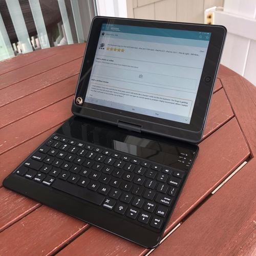 Durable, Protective, and Portable 360 Rotatable iPad Case with Backlit Bluetooth Keyboard photo review