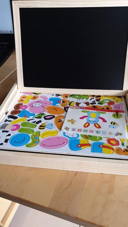 Educational Magnetic Box With Whiteboard & Chalkboard photo review