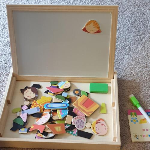 Educational Magnetic Box With Whiteboard & Chalkboard photo review