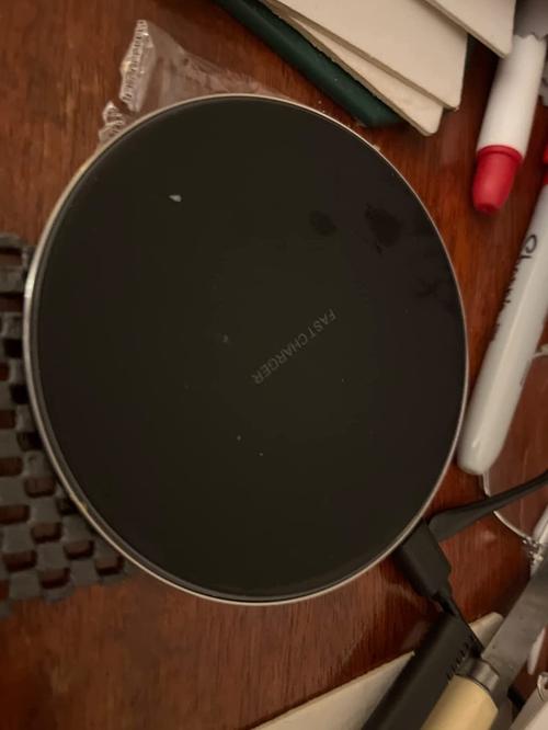 Fast Wireless Charger Pad: Power Up Your Devices Quickly and Safely photo review