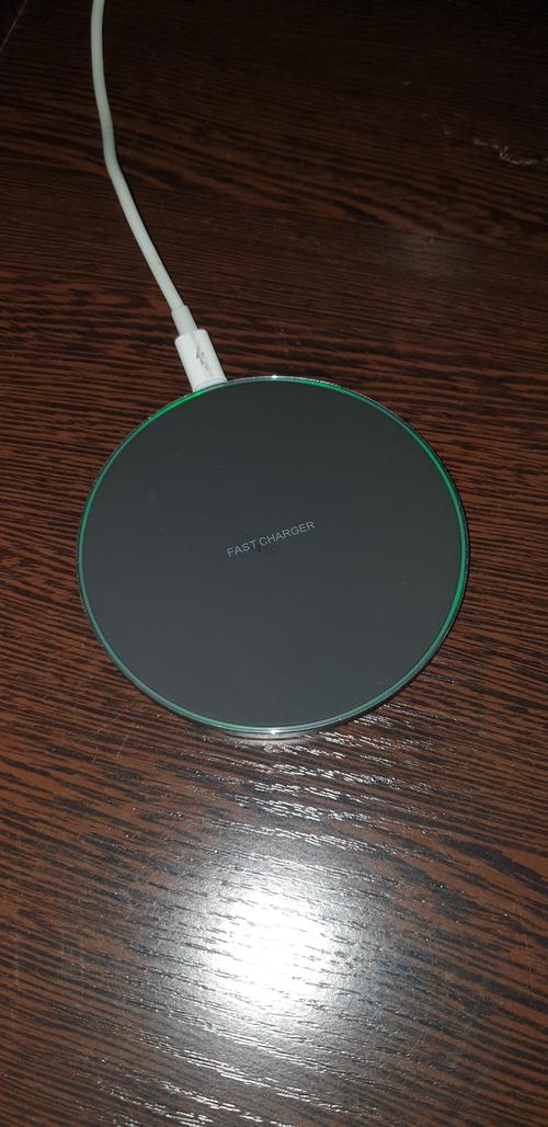 Fast Wireless Charger Pad: Power Up Your Devices Quickly and Safely photo review