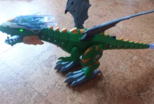 Fire Breathing Robotic Dragon Toy - Walks, Roars, and Sprays Water photo review