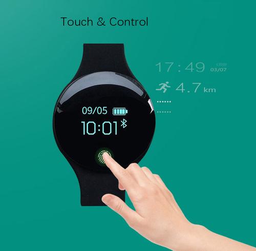 Fitness Tracker With Larger Touchscreen – See Everything At A Glance ...