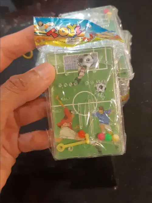 Football Pinball Game & Cartoon Gift Bags for Kids Birthday Party photo review