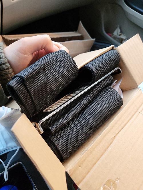 Forearm Forklift Straps: Move Heavy Furniture Safely & Easily photo review