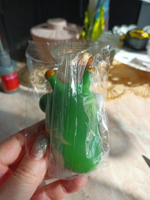 Green Bug Squeeze Toy with Grass Eyes - Sensory Toy for Kids and Adults photo review