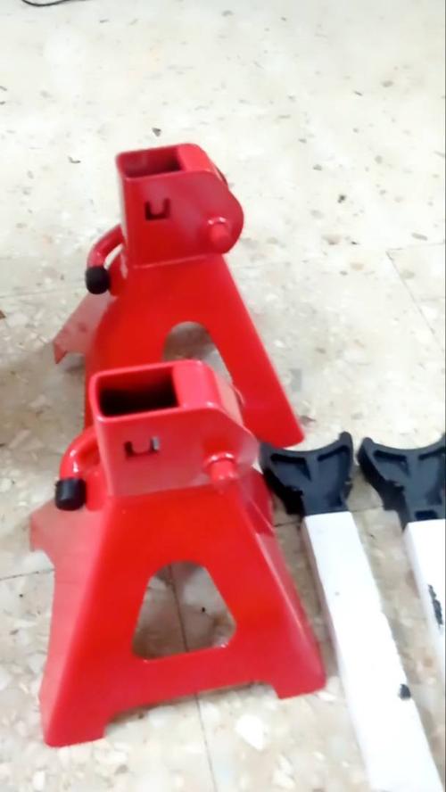 Heavy Duty 3 Ton Floor Car Jack Stand Set photo review