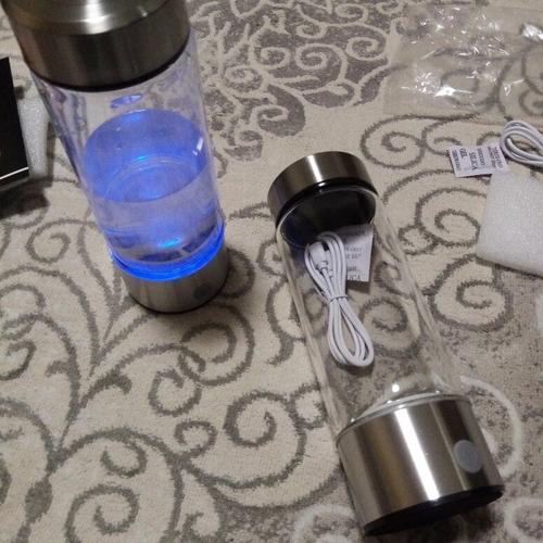 Hydrogen Water Bottle, Portable Water Lonizer, Rechargeable Quantum Hydrogen-rich Water Cup photo review