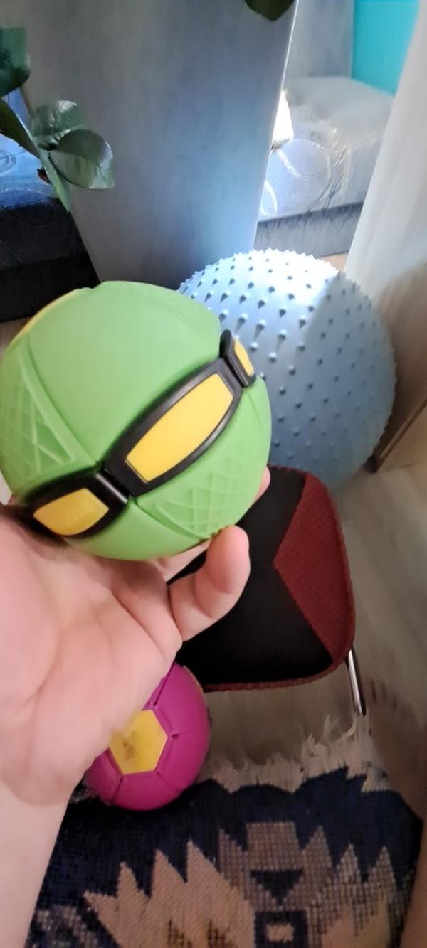 Interactive Outdoor Flying Saucer Ball Toys for Kids photo review