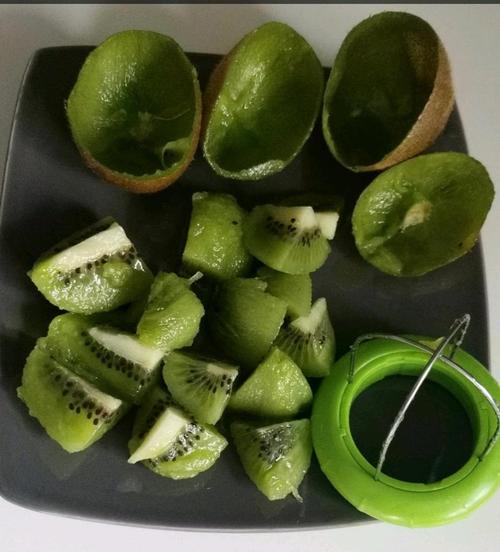 Kitchen Practical Slicer For Kiwi Lovers photo review