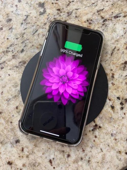 Long-Range Wireless Charger for Desk: Keep Your Devices Charged Without Messy Cables photo review