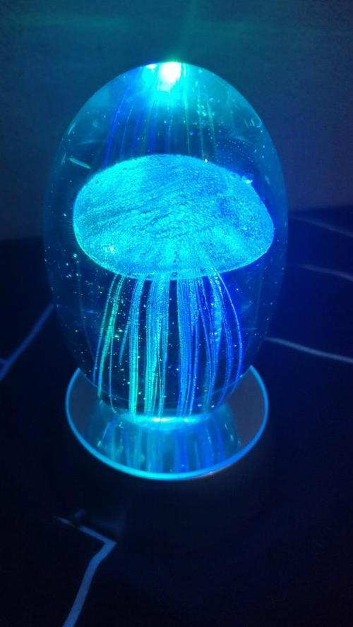 Luminous Crystal Ball Glass Jellyfish Ornaments for Fish Tank photo review