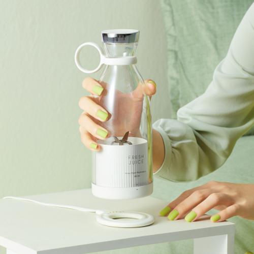 Mini Electric Juicer: Multifunctional Kitchen Appliance