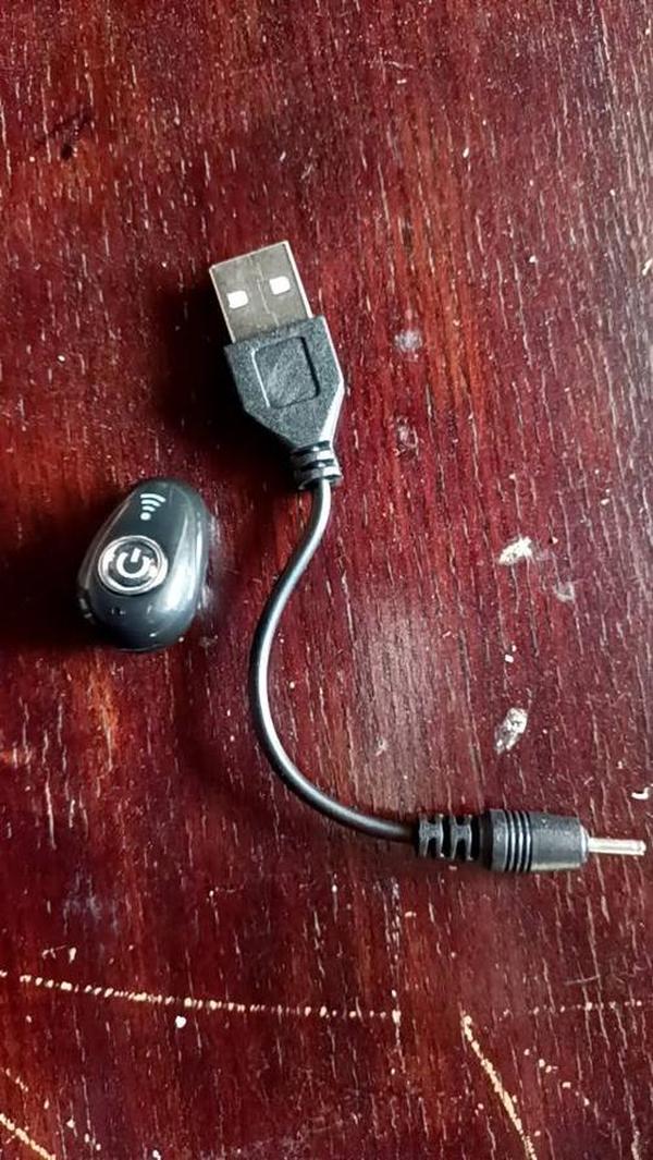 Mini Invisible Ture Wireless Earphone photo review