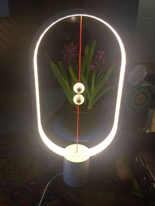 Modern Heng Balance Lamp Magnetic Float Led Indoor Light photo review