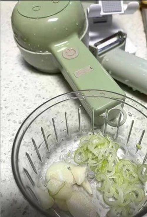 Multifunctional Electric Vegetable Cutter: Save Time and Effort in the Kitchen photo review