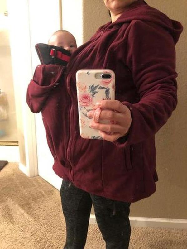 Multifunctional Kangaroo Hoodie for Maternity photo review