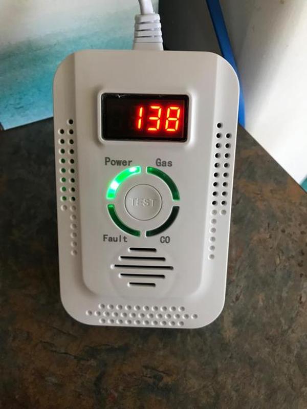 Natural Gas and Carbon Monoxide Detector, Plug-in Gas Leak Detector, CO Sensor Detector with LED Digital Display photo review