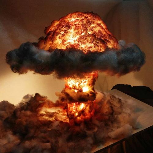 Nuclear Explosion Mushroom Cloud Model Lamp