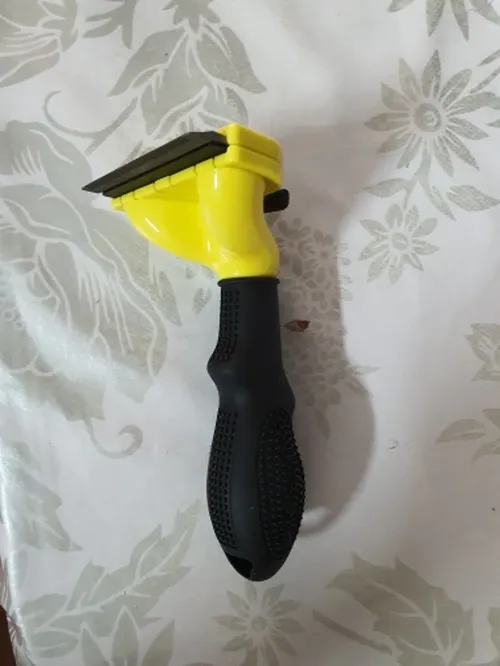 Pet Deshedding Brush Tool photo review