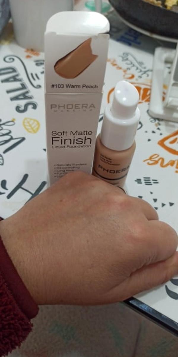 Phoera Foundation Soft Matte Long Wear Liquid photo review