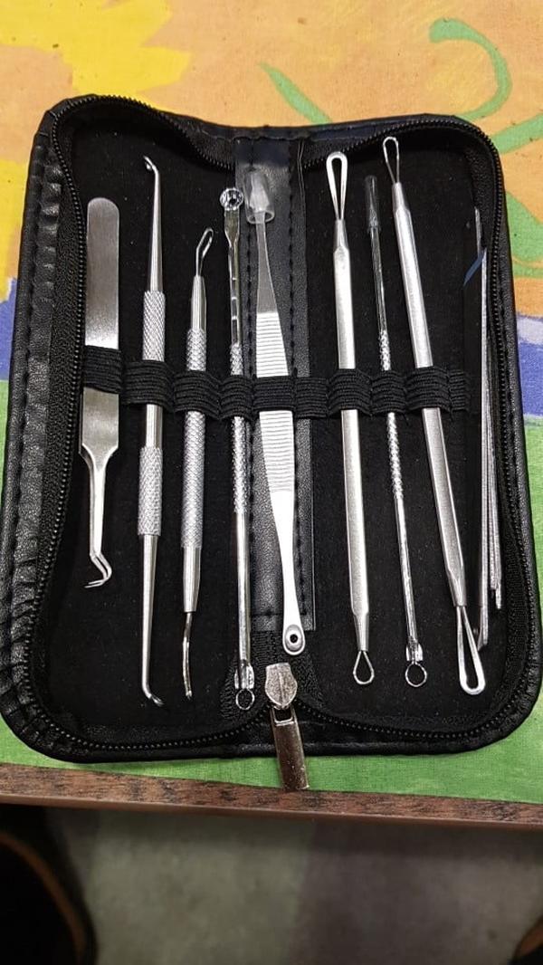 Pimple Popper Tool Kit, 8 Pcs Blackhead Extractor Set with Stainless Steel photo review