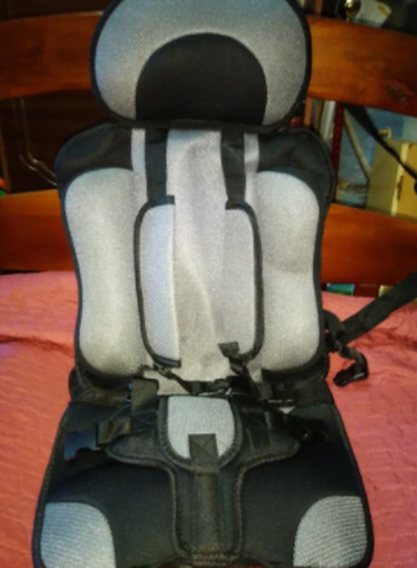 Portable Booster Seat Baby Car For Travel - Suitable For Children Aged 3-12 photo review