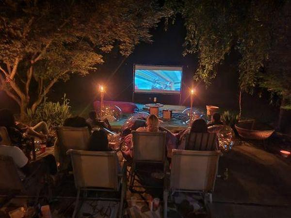 Portable Giant Outdoor Movie Screen 60-150 inches Foldable Projector Screen photo review