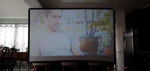 Portable Giant Outdoor Movie Screen 60-150 inches Foldable Projector Screen photo review