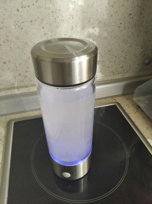 Portable Hydrogen Water Bottle Generator - Alkaline Maker, Water Ionizer, Antioxidan photo review