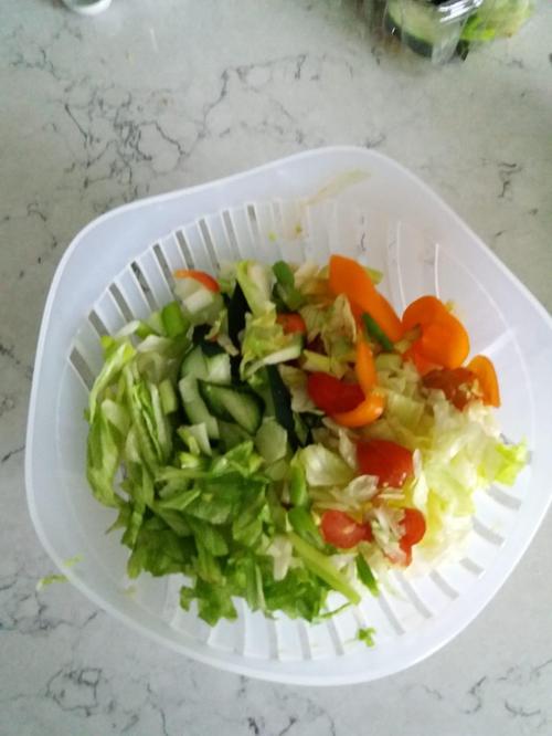 Salad Cutter Bowl photo review