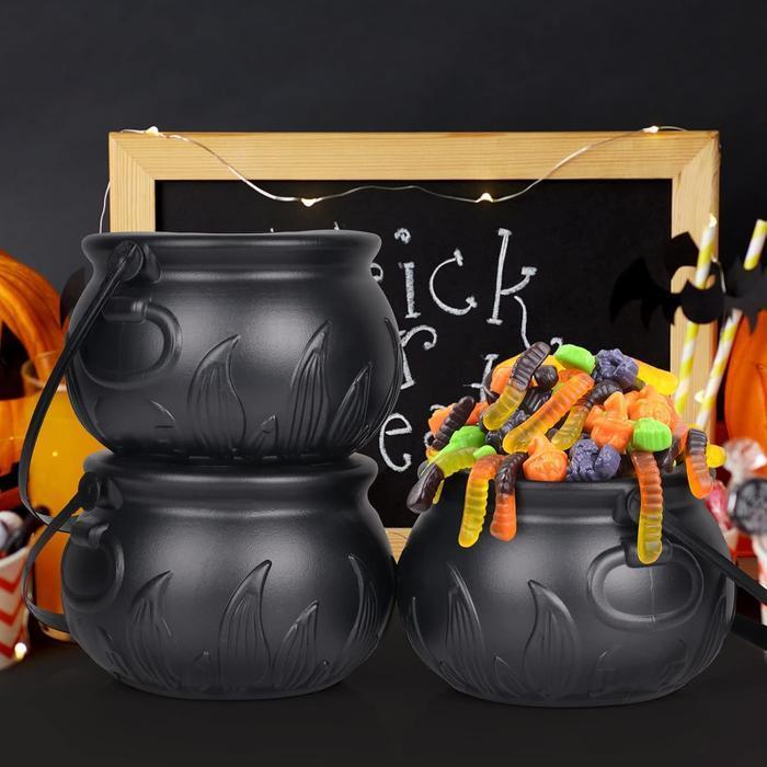 Set of 3 Witches Cauldron Serving Bowls on Rack, Black Plastic Hocus Pocus Candy Bucket Cauldron, Halloween Party Decorations