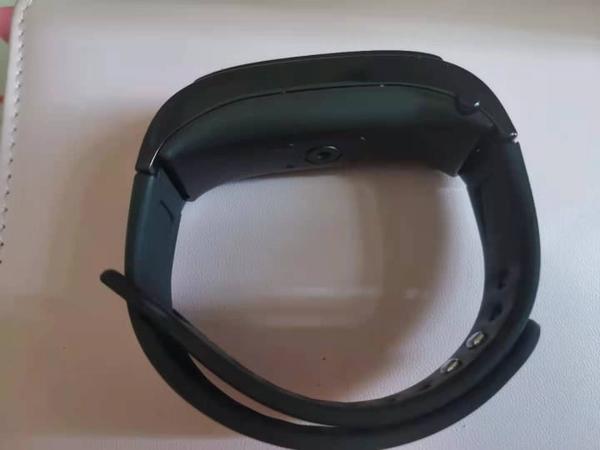 Smart Bracelet With Bluetooth Earphones photo review