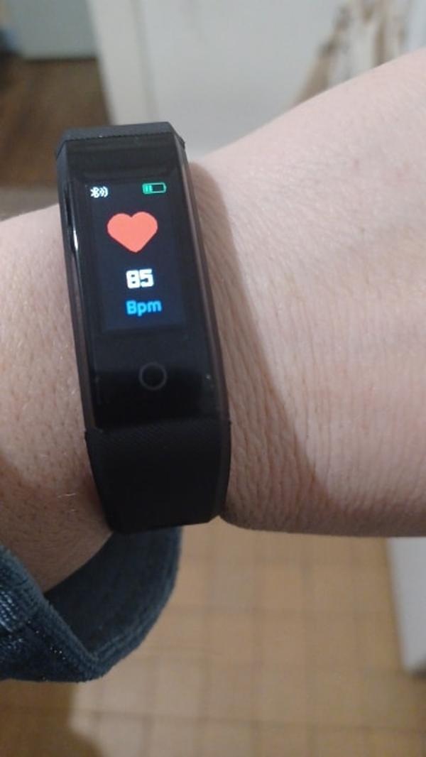 Smart Bracelet with Bluetooth Heart Rate Monitor and Activity Tracker photo review