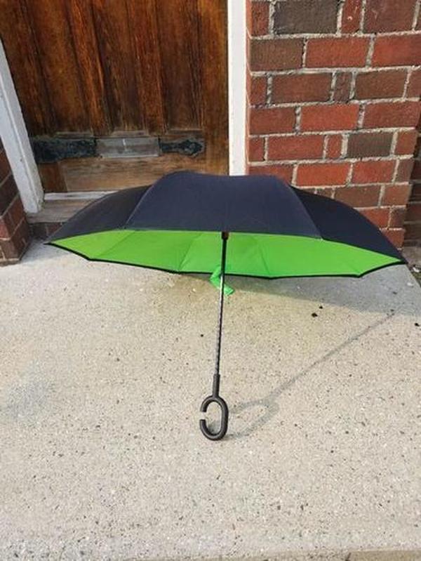 Smart-Brella - The World's First Reversible Umbrella photo review