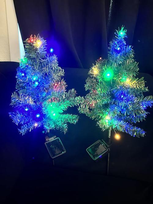 Solar Christmas Garden Stake Lights, Decorative Xmas Tree Solar Christmas Yard Stake Outdoor Waterproof Christmas Pathway Lights photo review