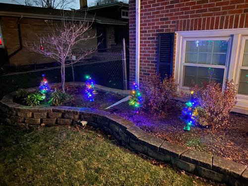 Solar Christmas Garden Stake Lights, Decorative Xmas Tree Solar Christmas Yard Stake Outdoor Waterproof Christmas Pathway Lights photo review