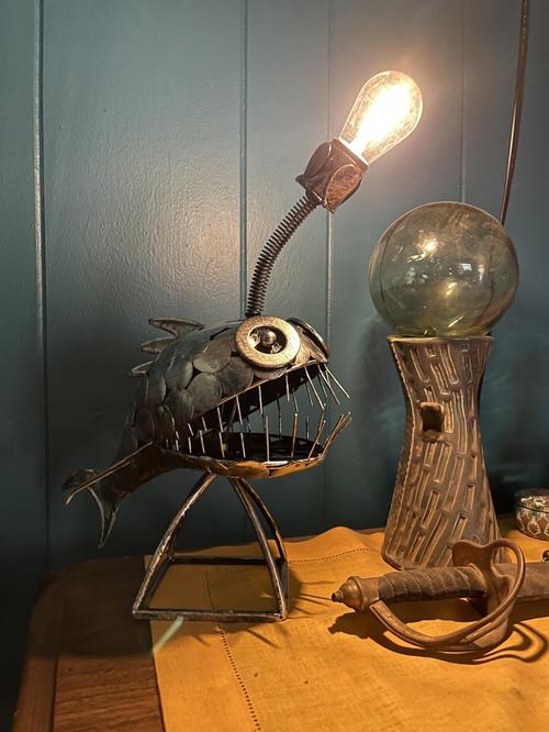 Rustic USB Angler Fish Lamp, Shark Lamp Steampunk Style Table Lamp, Steampunk Angler Fish Lamp, Anglerfish Lamp Retro Art Table Lamp photo review